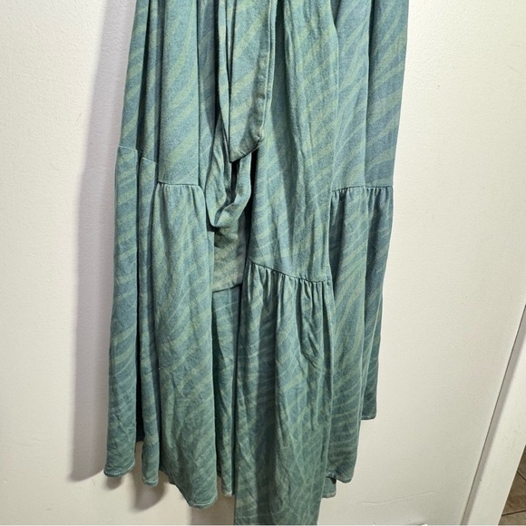 Smash + Tess Green Zebra Print Wrap Midi Dress with Pockets Size 3XL/4XL - Picture 5 of 9